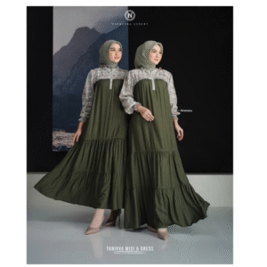 [Bundling Couple] NADHEERA TANIVVA-DRESS-GREENERY-#XXL + MYSURE ALHAMBRA-KOKOEXCLUSIVE-01-PICKLE-#S - Paket Serasi: Gamis & Koko Dewasa